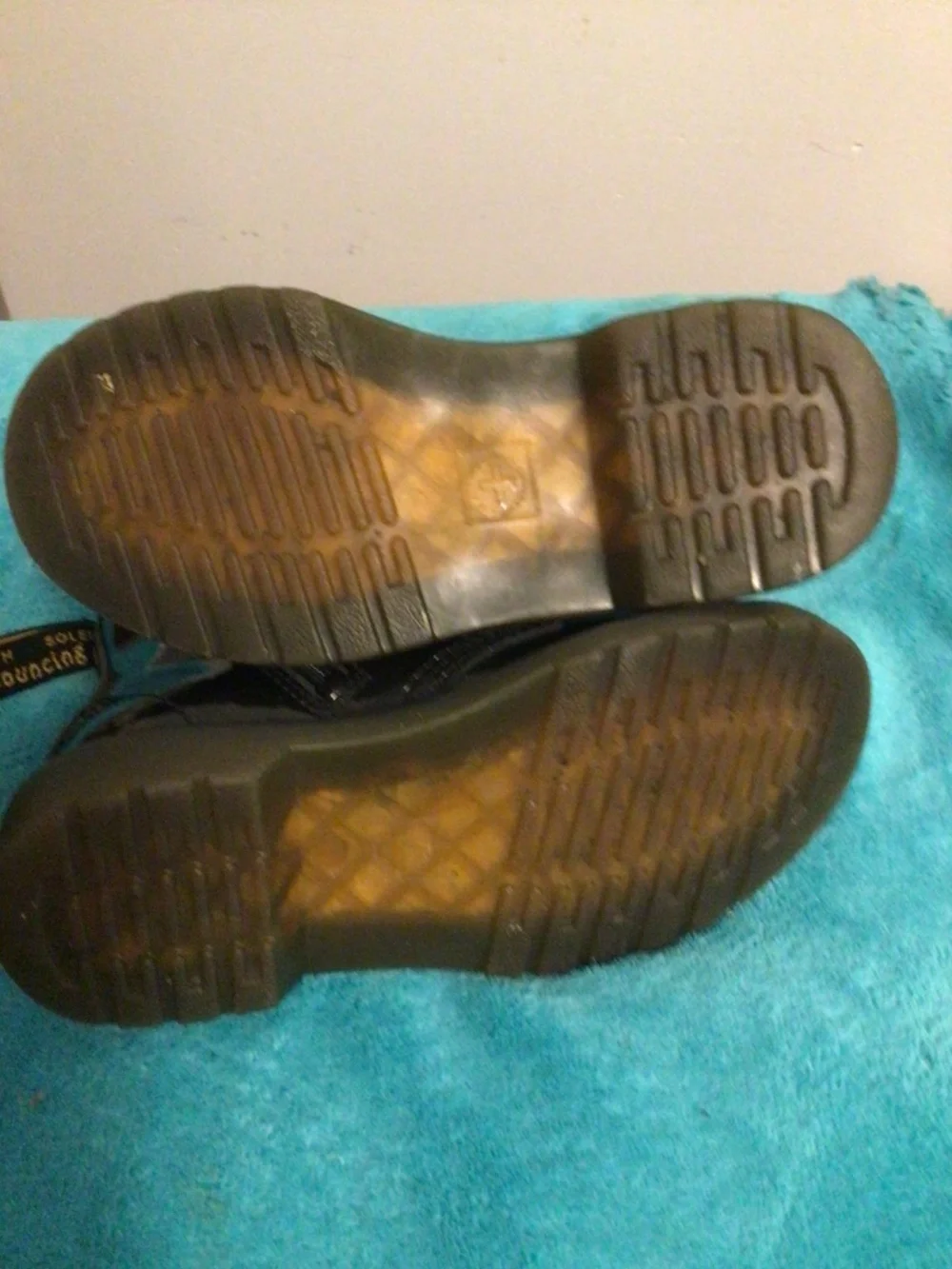 Dr.Martens patent leather Kids SZ 12 ankle boots